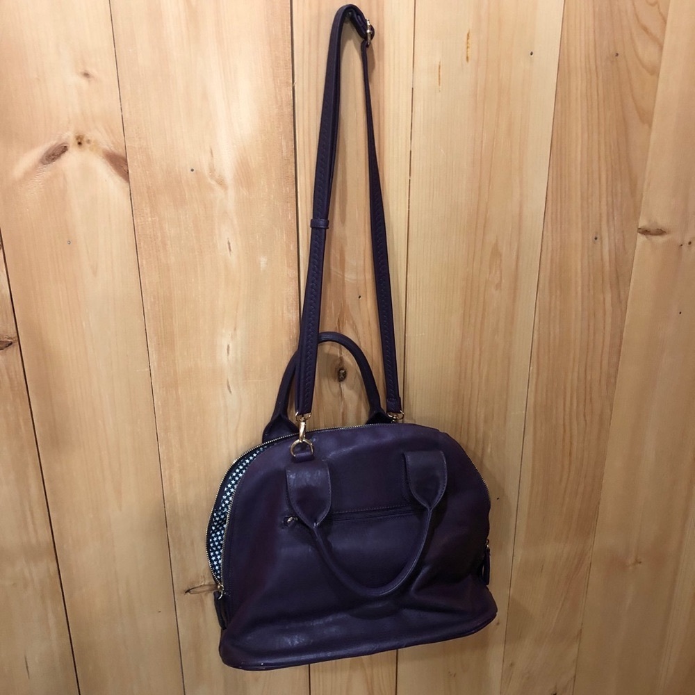 Miss Unique Handbag , purse